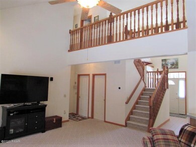 113 Hillside Dr, Hawley, PA 18428 - photo 6