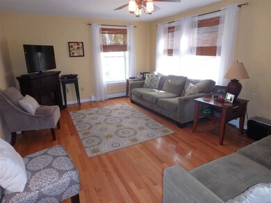 7 Mastin Dr, Newmarket, NH 03857 - photo 6