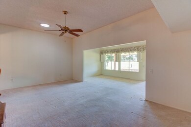 17841 N 102nd Dr unit 42, Sun City, AZ 85373 - photo 2