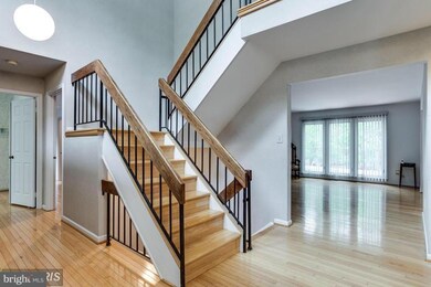 14600 Pebble Hill Ln, North Potomac, MD 20878 - photo 2