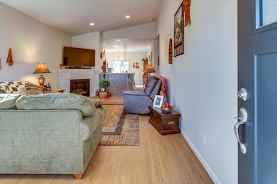 2920 NW Hemlock Ln, Redmond, OR 97756 - photo 7