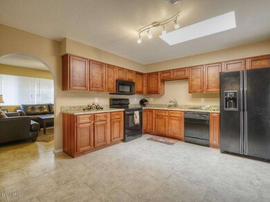 004_Kitchen