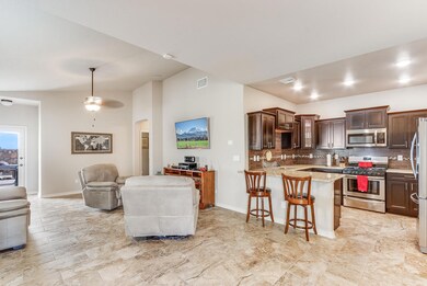 13606 Bradford St, Horizon City, TX 79928 - photo 4