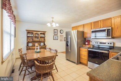 261 Oak Ave, Malaga, NJ 08328 - photo 7