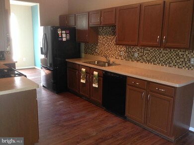 11206 Newman Ct unit 114, Fredericksburg, VA 22407 - photo 4