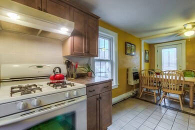 21-23 Rogers St unit 23, Dover, NH 03820 - photo 4