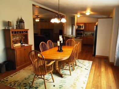 Dining into kitchen