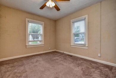 407 E Mt. Vernon-7