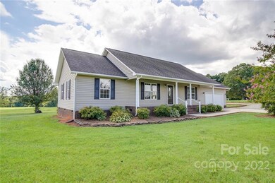 530 Barry Oak Rd, Statesville, NC 28625 - photo 4