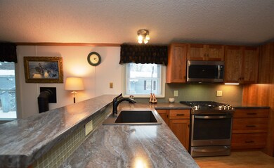 188 Penny Ln, Shelburne, VT 05482 - photo 3