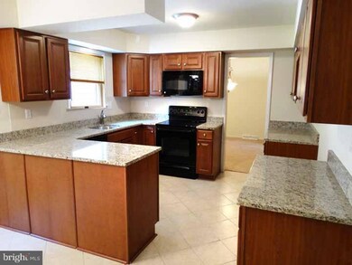 168 Summit Dr, Colmar, PA 18915 - photo 4