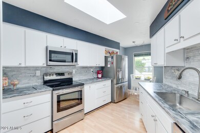 17477 N Del Webb Blvd, Sun City, AZ 85373 - photo 6