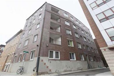 19 Wiget St unit 303, Boston, MA 02113 - photo 3