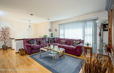 61 Higgins Rd-10