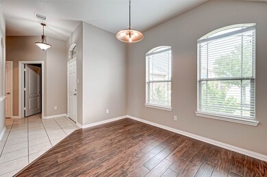 28542 Lockeridge Springs Dr, Spring, TX 77386 - photo 6