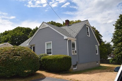 73 Jette St, Swansea, MA 02777 - photo 3