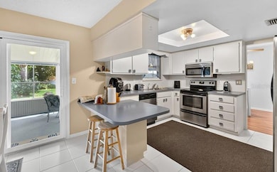 631 Dundee Cir, Melbourne, FL 32904 - photo 7