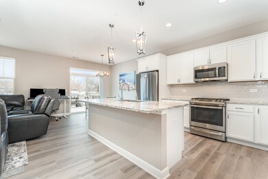 253 Masters Dr, Addison, IL 60101 - photo 4