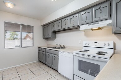 10608 N 53rd Cir - MLS-14