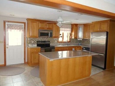 24 Henry Marsh Rd, Dudley, MA 01571 - photo 3