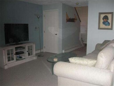 92 Decarolis Dr, Tewksbury, MA 01876 - photo 5