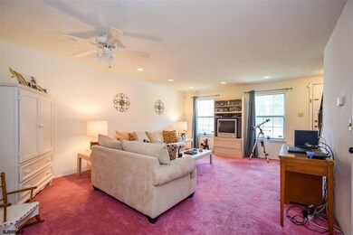 81 Shawnee Place unit 13C, Galloway, NJ 08205 - photo 6