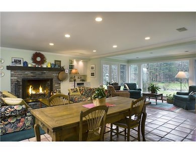 6 Castle Ct, Greenwich, CT 06830 - photo 2