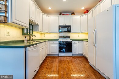 1532 Tarrington Way, Hatfield, PA 19440 - photo 5