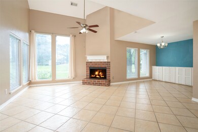 7834 Green Lawn Dr unit 7834, Houston, TX 77088 - photo 5