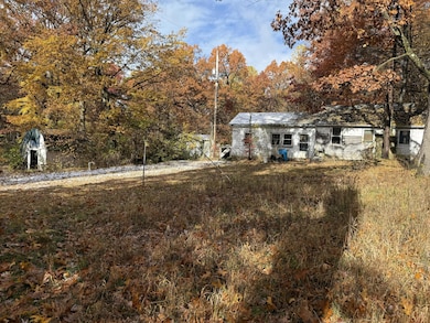 54483 Whitesell Dr, South Bend, IN 46628 - photo 3