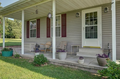 155 E 405th Rd-14