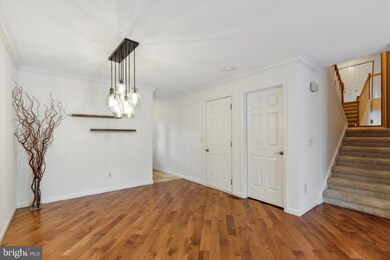 558 Creekside Dr, Souderton, PA 18964 - photo 2