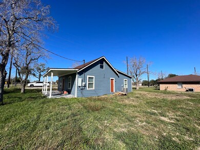 8903 Park St, Needville, TX 77461 - photo 2