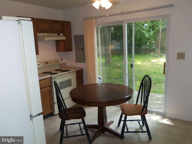 802 Fuselage Ave, Middle River, MD 21220 - photo 2