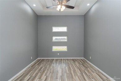 825 Dove St, Alamo, TX 78516 - photo 4