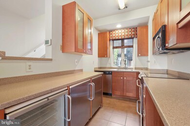 216 W Monument St unit TE, Baltimore, MD 21201 - photo 6