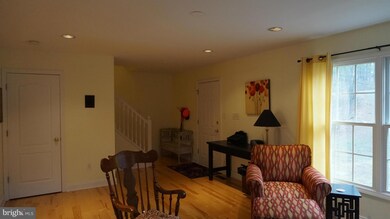 304 Transylvania Ave, Berkeley Springs, WV 25411 - photo 6