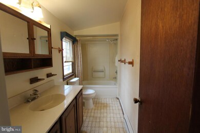 13028 Compton Rd, Clifton, VA 20124 - photo 6