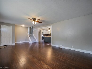 844 Sheffield Rd, Sheffield Lake, OH 44054 - photo 4