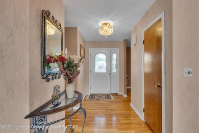 10 Abis Place, Oakhurst, NJ 07755 - photo 6