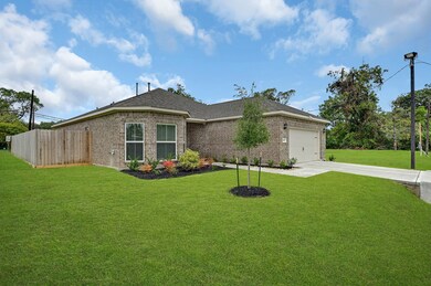 6503 Radcliffe St, Houston, TX 77091 - photo 3