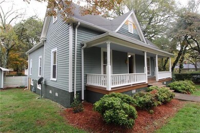 233 N Kelly St, Statesville, NC 28677 - photo 2