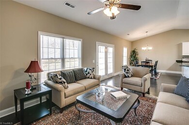 2008 Springwood Ct, Asheboro, NC 27205 - photo 6