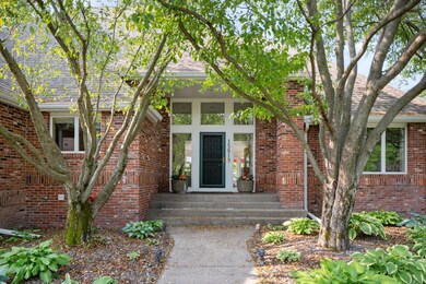 15819 Elodie Ln, Minnetonka, MN 55345 - photo 2