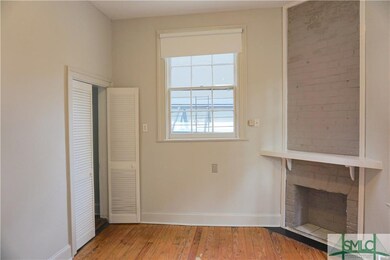 124 E Jones St unit Parlor, Savannah, GA 31401 - photo 5