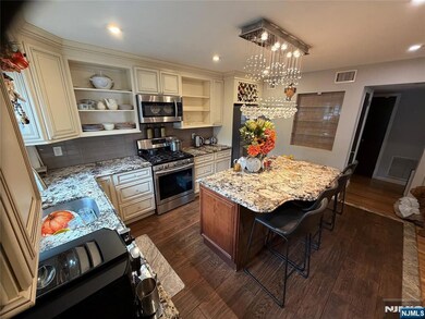 102 Kossuth St unit 1, Wallington, NJ 07057 - photo 6