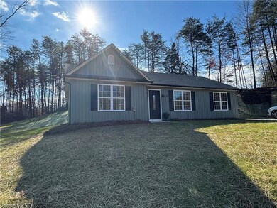 1145 Luke St, King, NC 27021 - photo 5