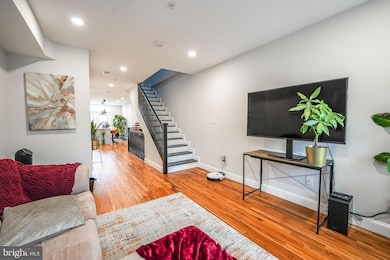 731 18th St NE unit 2, Washington, DC 20002 - photo 3