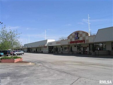 903 E Kimberly Rd unit 13-15, Davenport, IA 52807 - photo 2