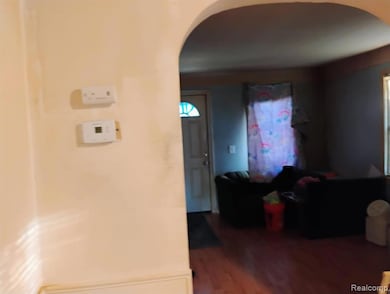 13346 Fisk Ave, Warren, MI 48089 - photo 3